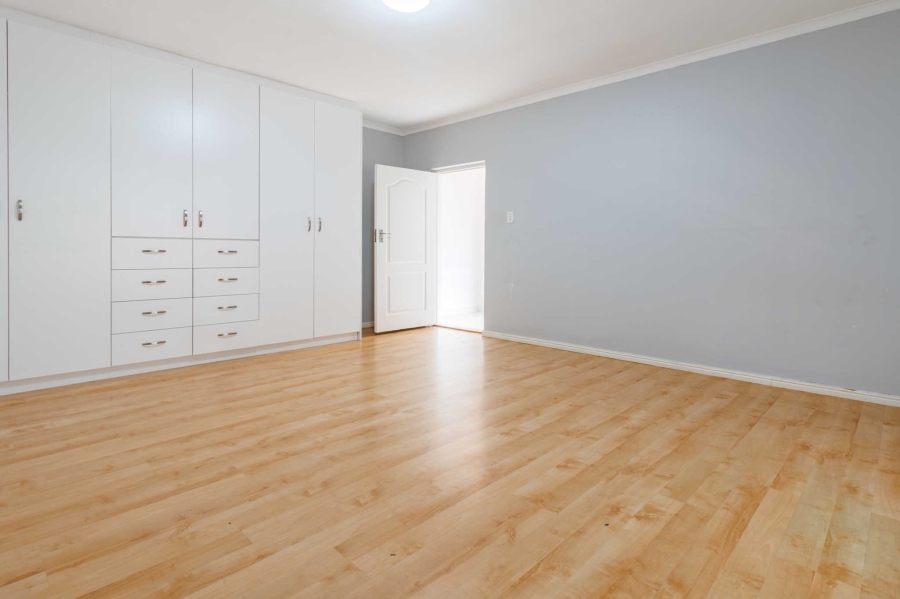 To Let 2 Bedroom Property for Rent in Plattekloof 2 Western Cape